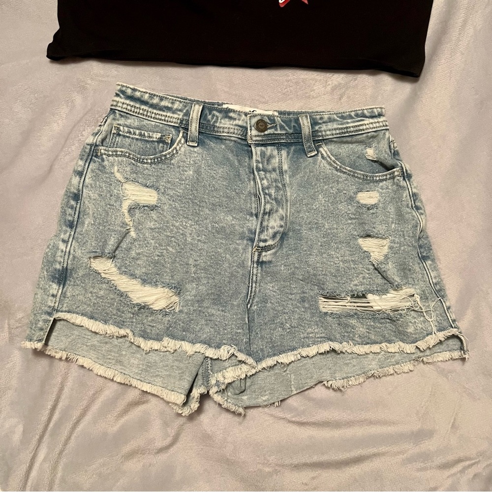 💛 4 for $12 - Hollister Shorts, like new, size 7